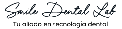 Logo Smile Dental Lab
