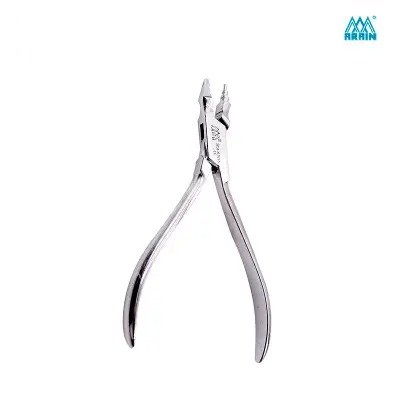 PINZA DE YOUNG ARAIN